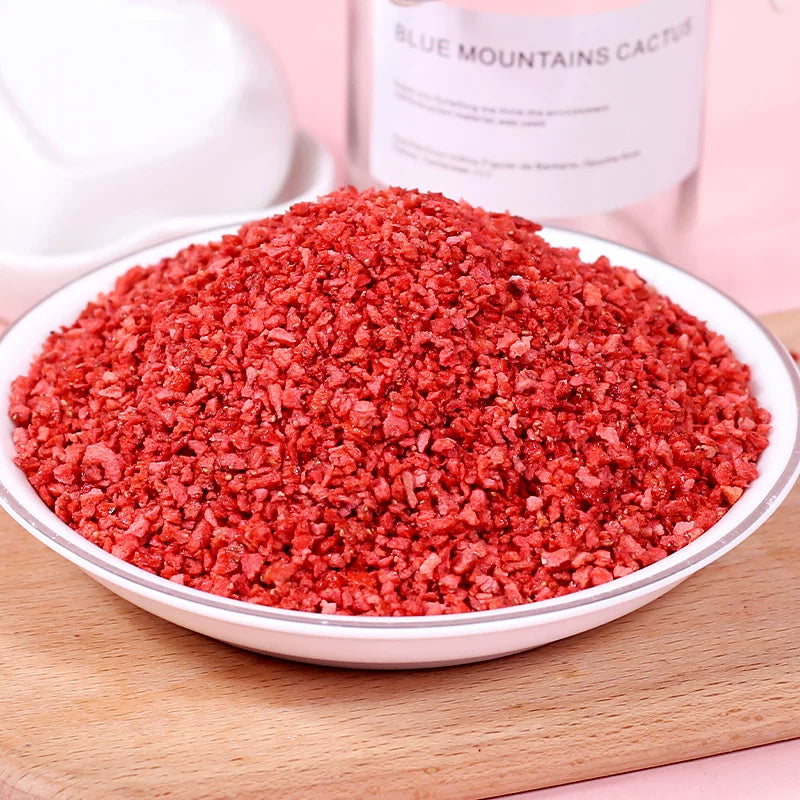 Premium Freeze Dried Strawberries Pieces 100% Natural & No Additives.